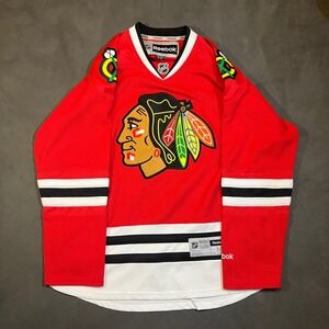 Reebok Chicago Blackhawks NHL Hockey Jersey Mens Medium Red Long Sleeve Sewn